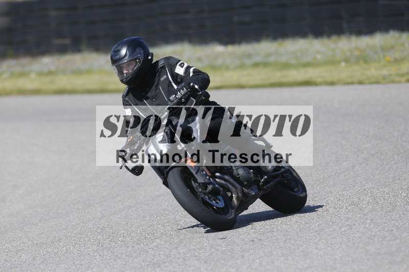 /01 02.04.2026 MAZ ADR/Gruppe gelb Gruppe gruen/unklar